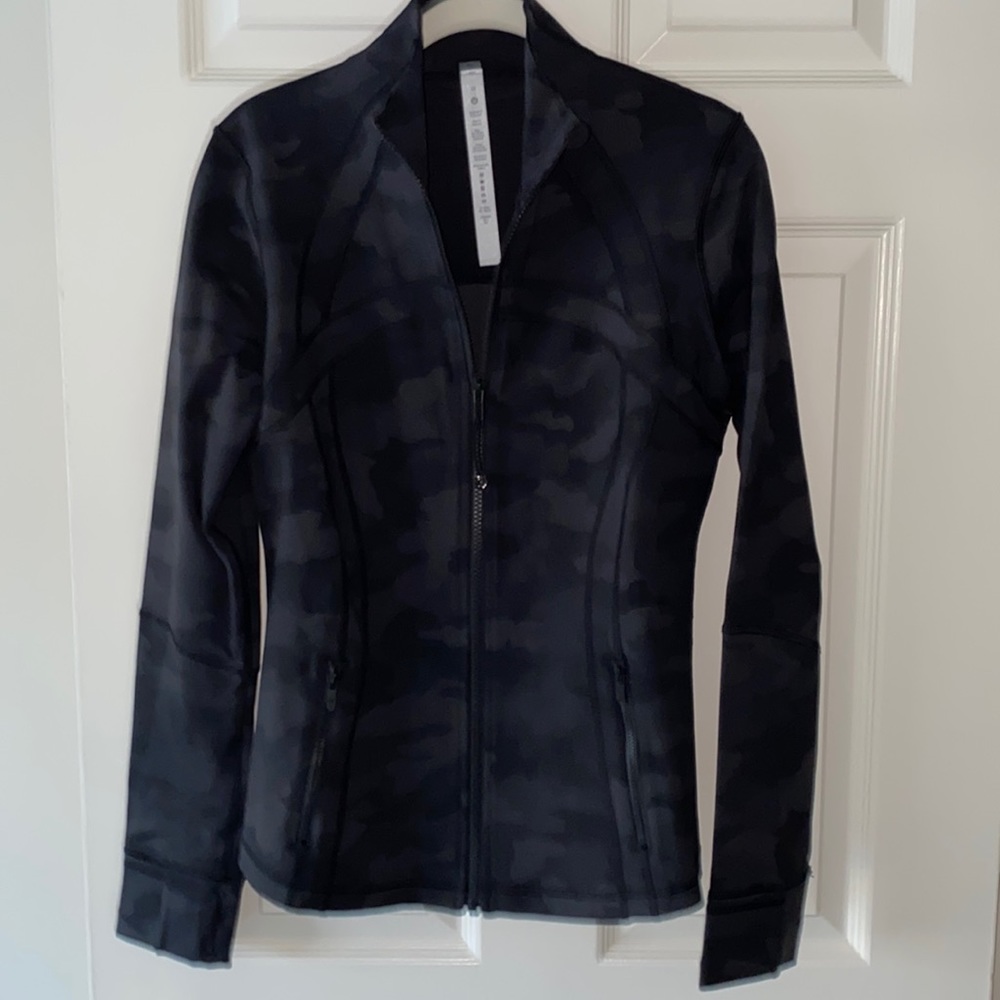NEVER WORN lululemon define jacket in black camo